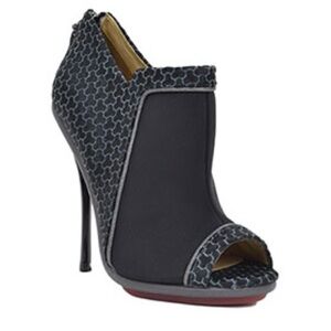 L.A.M.B. Size 6M Wiatt Open Toe Heel Booties Leather and Calf Hair Gwen Stefani